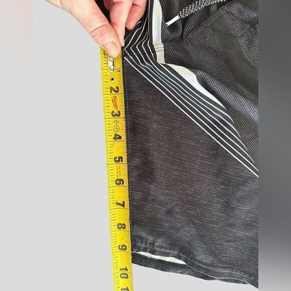 O’Neill Big Boys 26 Waist Striped Unlined Board Shorts Blue Blue Gray Black - Picture 11 of 12